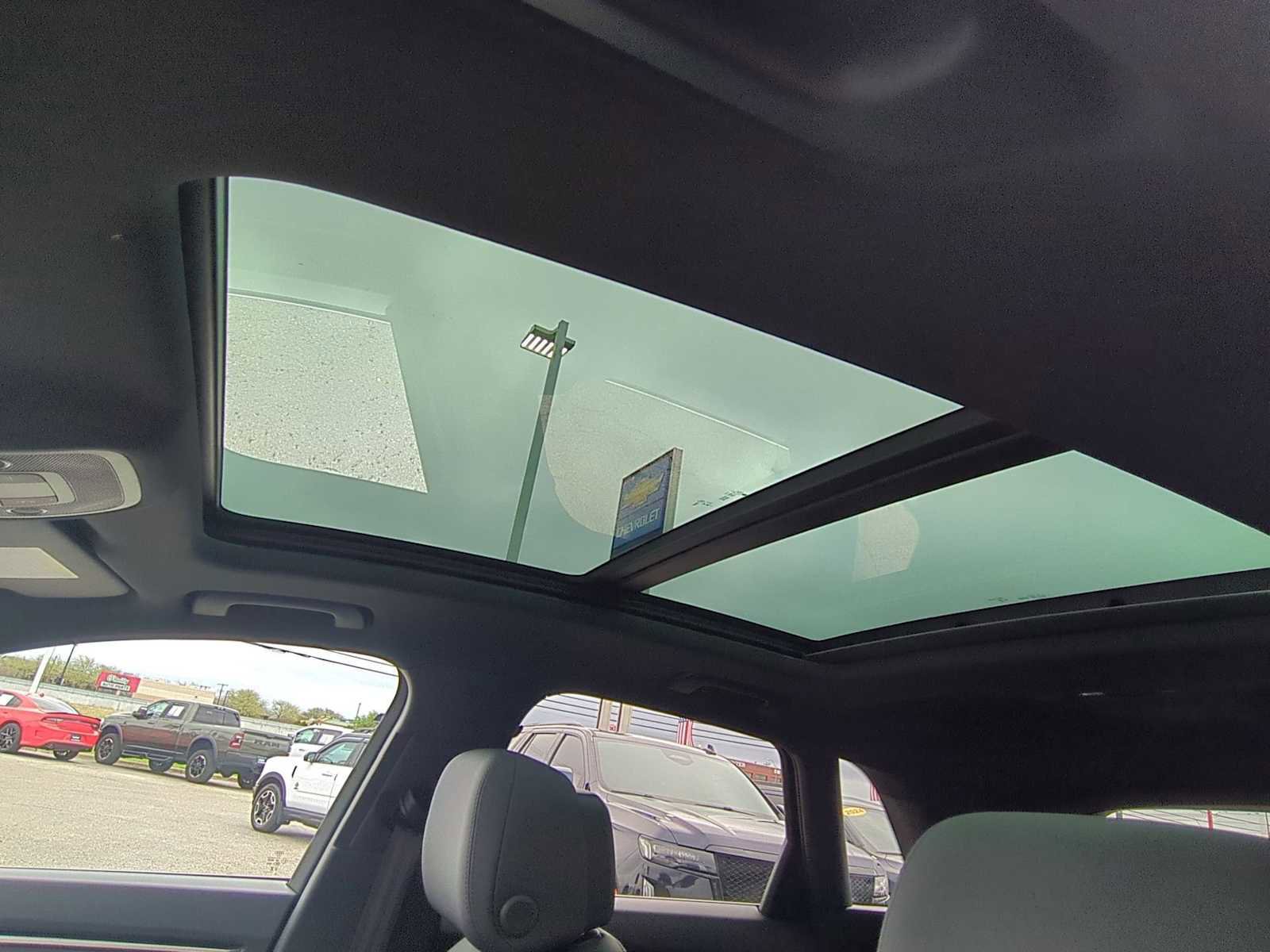 Used 2024 Audi Q3 2.0T Premium image 18