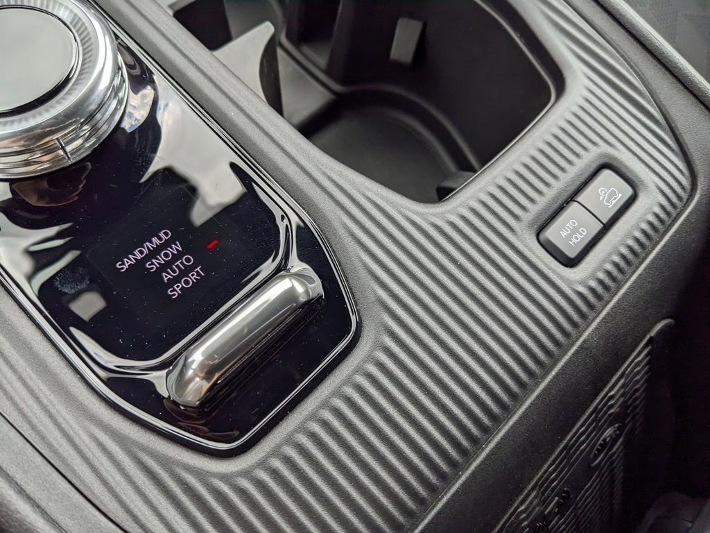 New 2026 Jeep Cherokee Overland image 36