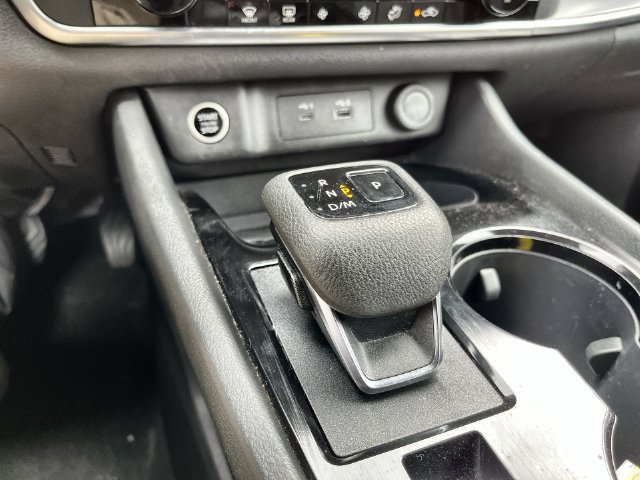 Used 2023 Nissan Rogue SV AWD/4WD image 21
