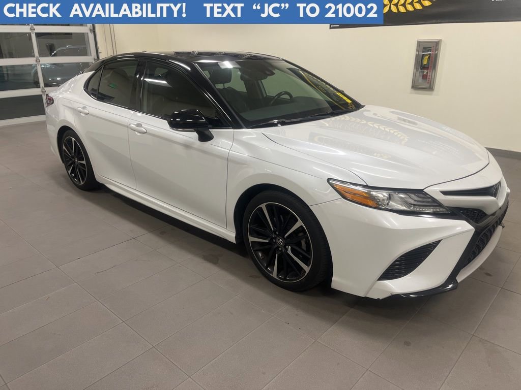 Used 2019 Toyota Camry XSE image 1