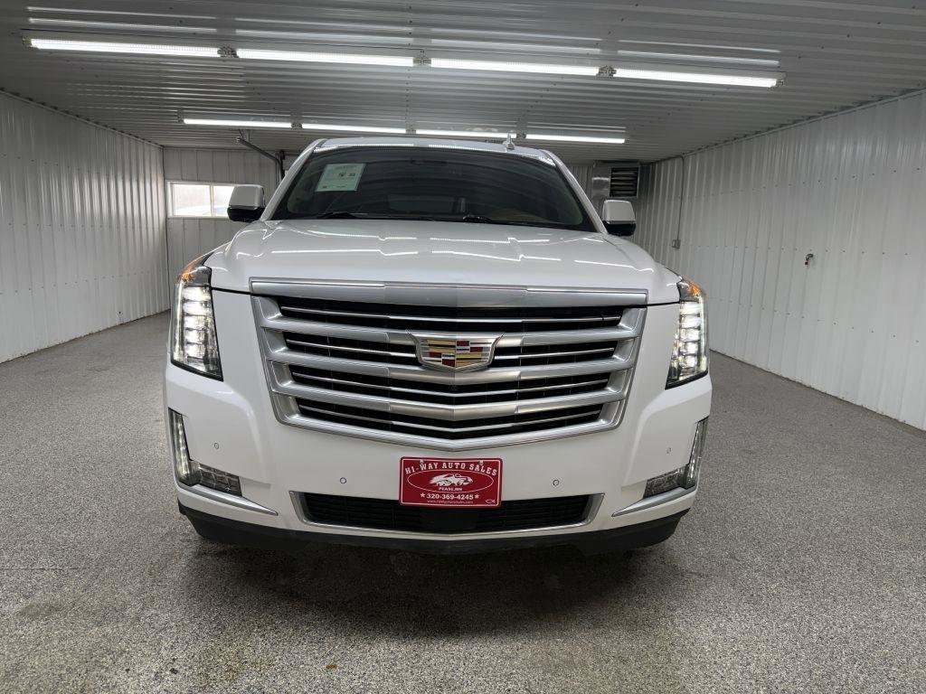 Used 2016 Cadillac Escalade ESV Platinum image 2