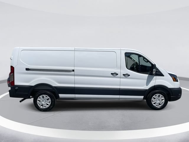 New 2025 Ford Transit 250 Low Roof RWD image 3