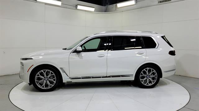 Used 2026 BMW X7 xDrive40i AWD/4WD image 5