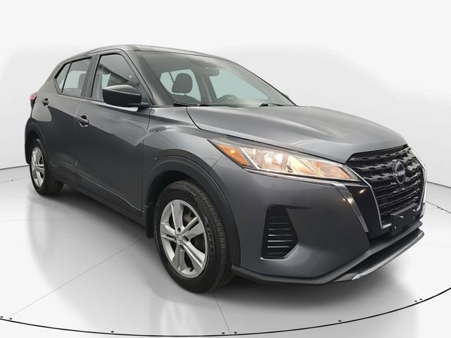 Used 2023 Nissan Kicks S w/ Interior Electronics Package FWD image 3