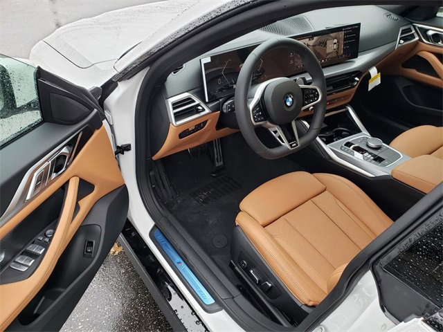 New 2026 BMW 430i xDrive w/ M Sport Package image 9