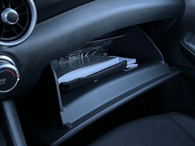 Used 2025 Nissan Sentra SV image 34