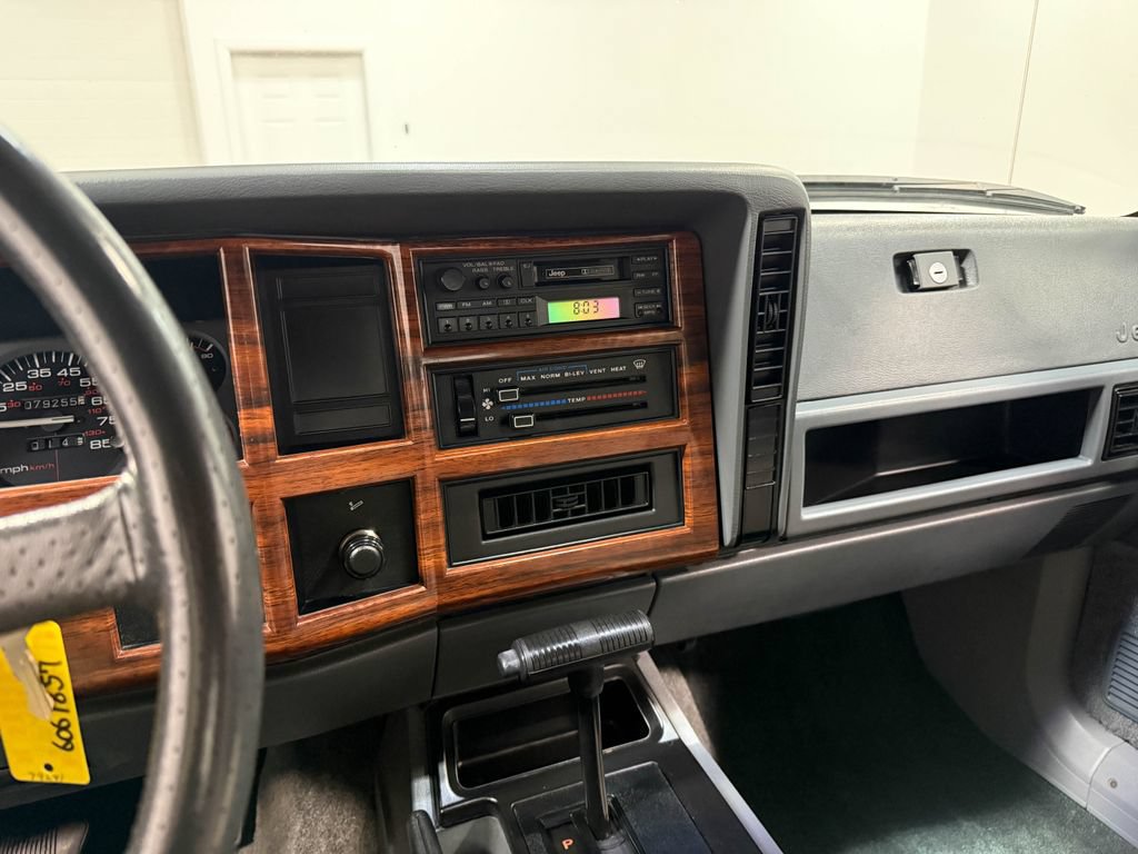 Used 1994 Jeep Cherokee Country AWD/4WD image 78