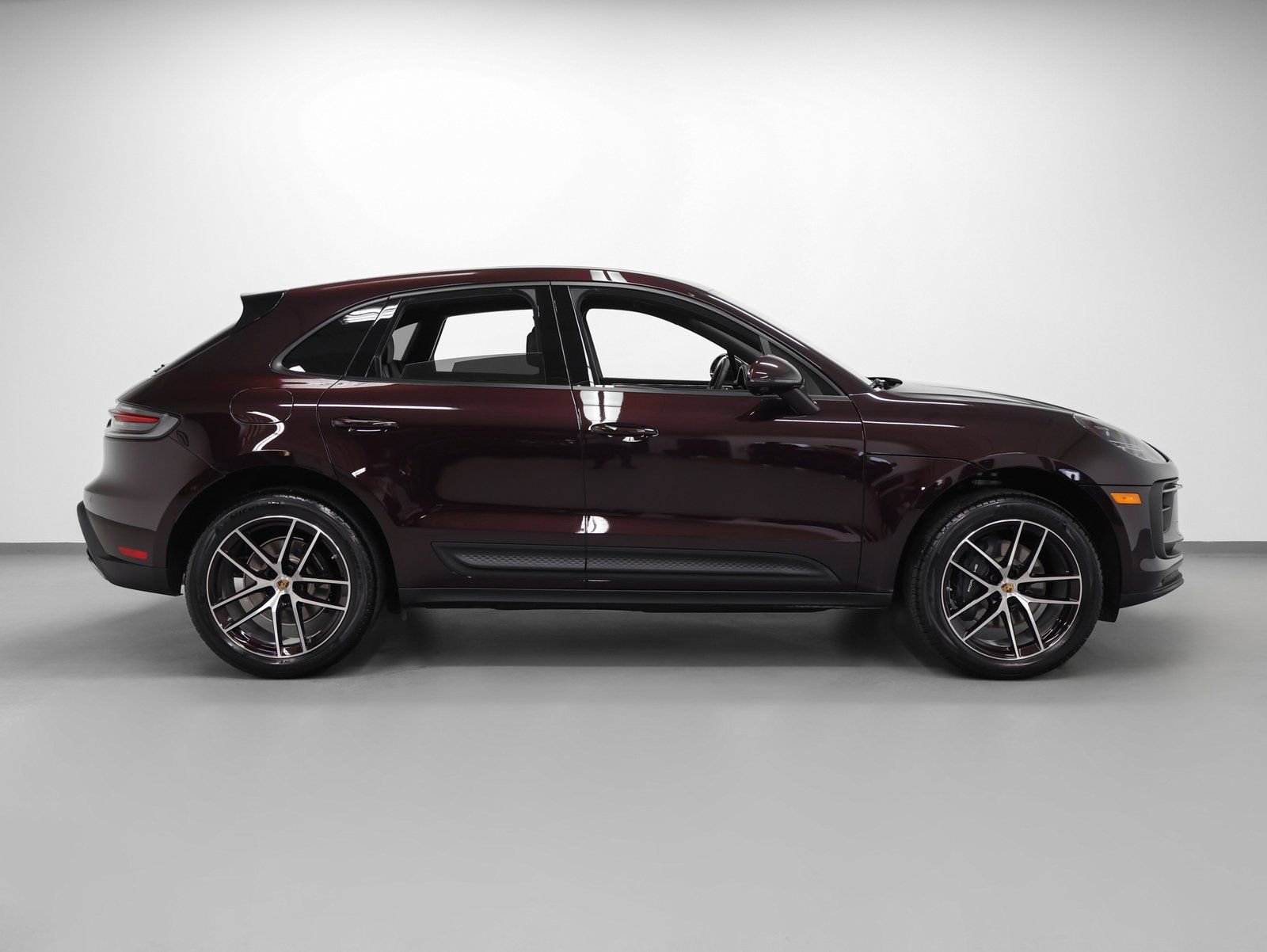 New 2026 Porsche Macan image 13