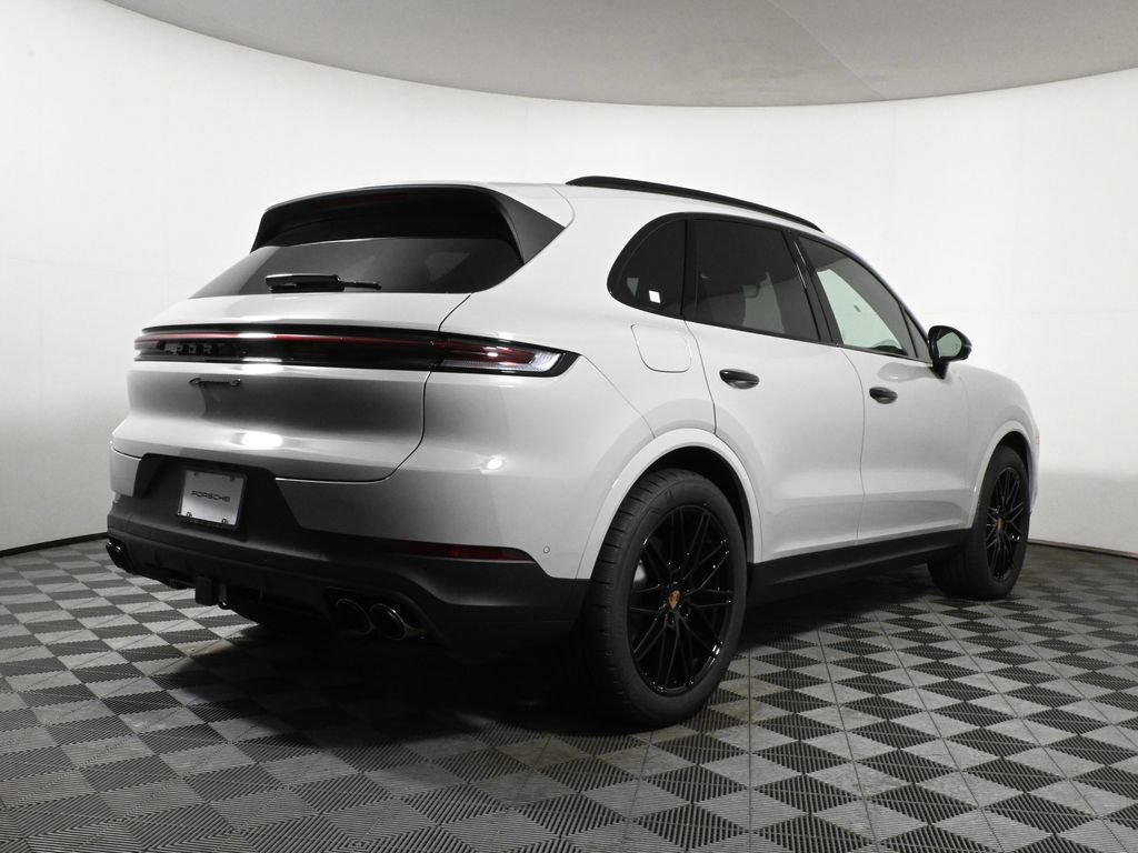 Used 2026 Porsche Cayenne S AWD/4WD image 7