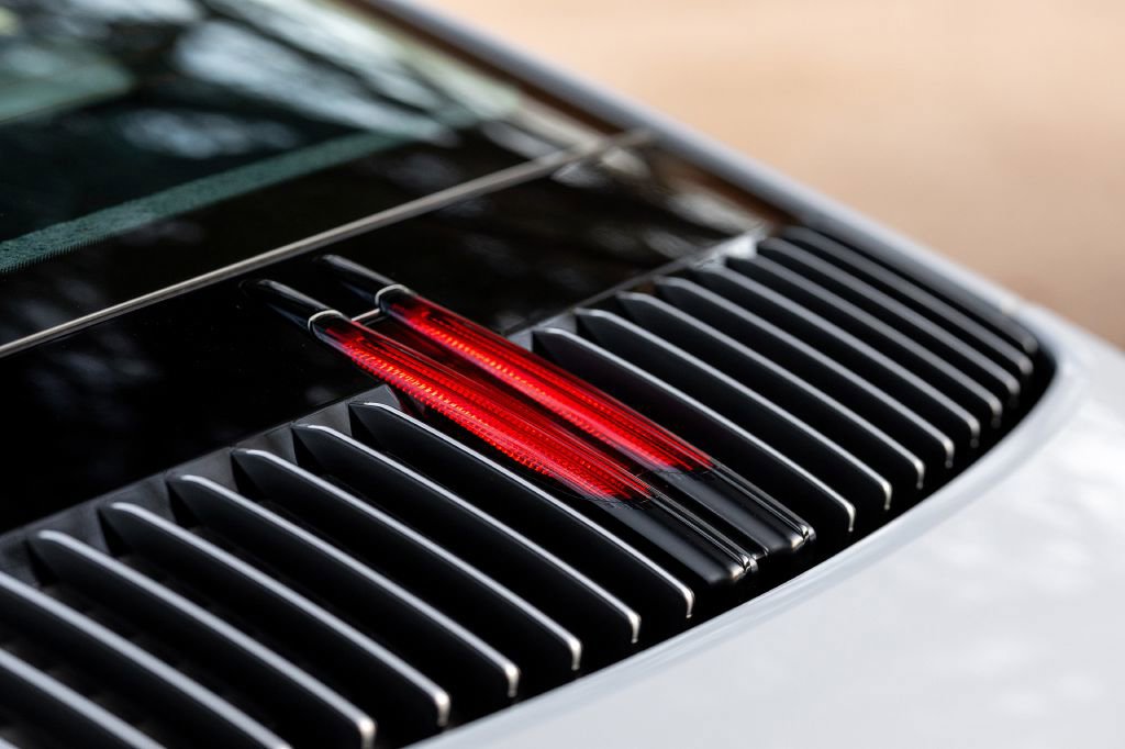 Used 2024 Porsche 911 Carrera 4S w/ Sport Package image 18