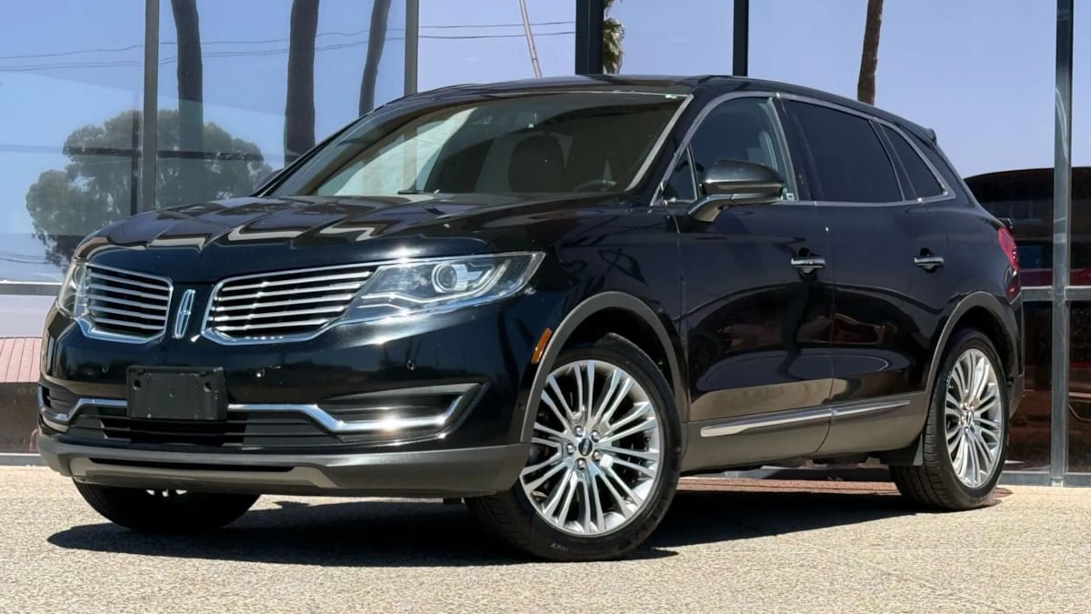Used 2016 Lincoln MKX Reserve w/ Technology Package image 2