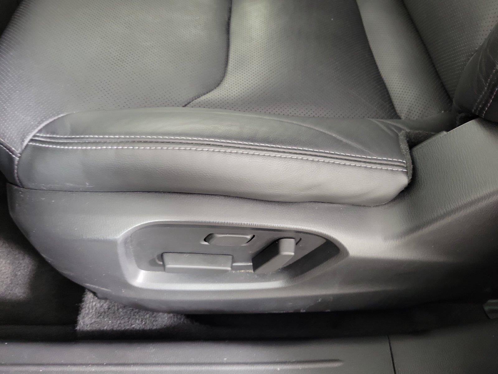 Used 2023 MAZDA CX-9 Touring AWD/4WD image 19