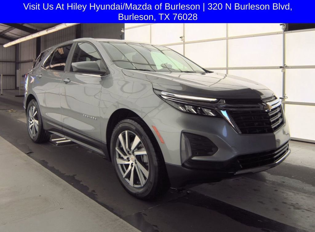 Used 2024 Chevrolet Equinox LT w/ LPO, Floor Liner Package image 5