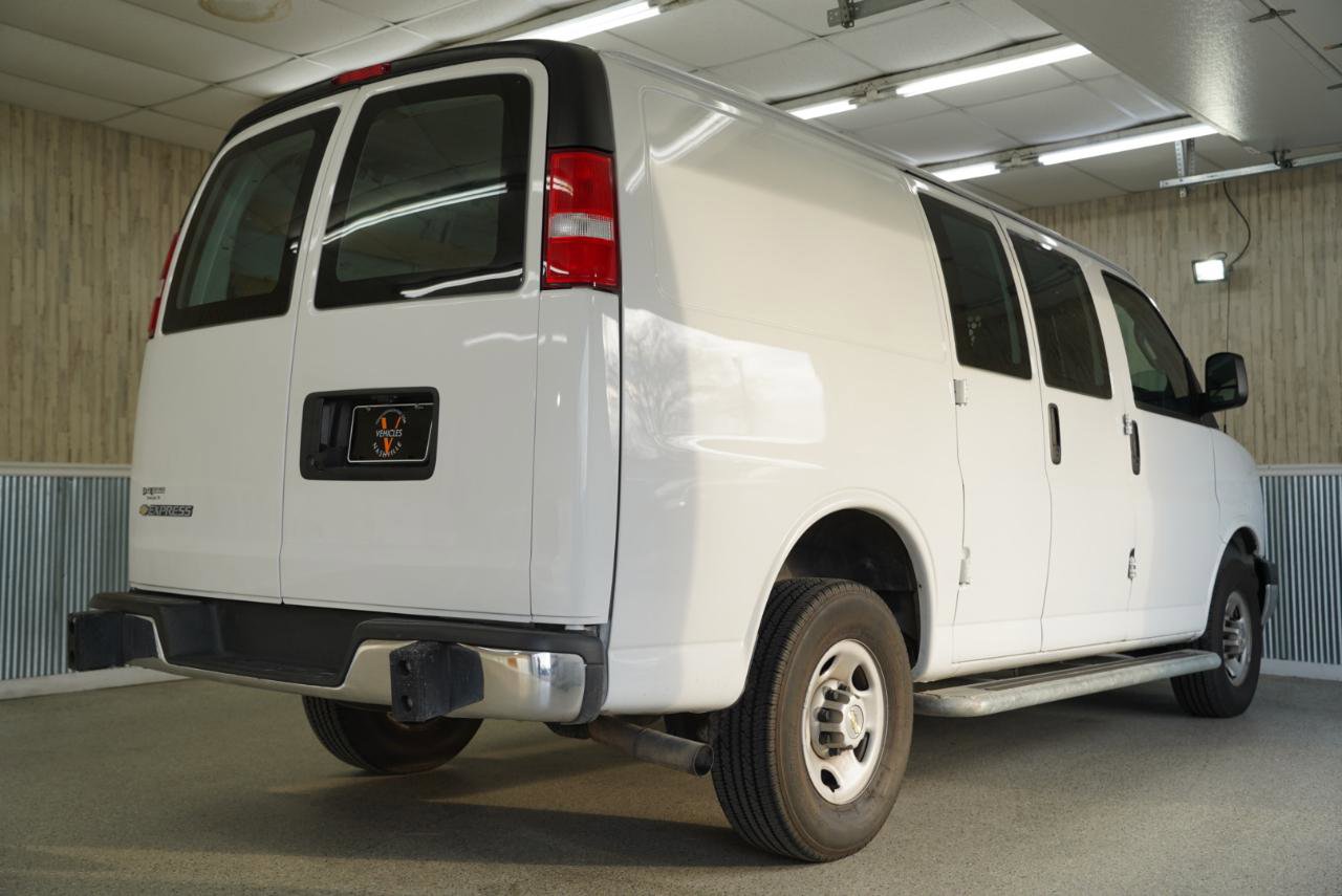Used 2023 Chevrolet Express 2500 w/ Driver Convenience Package image 10