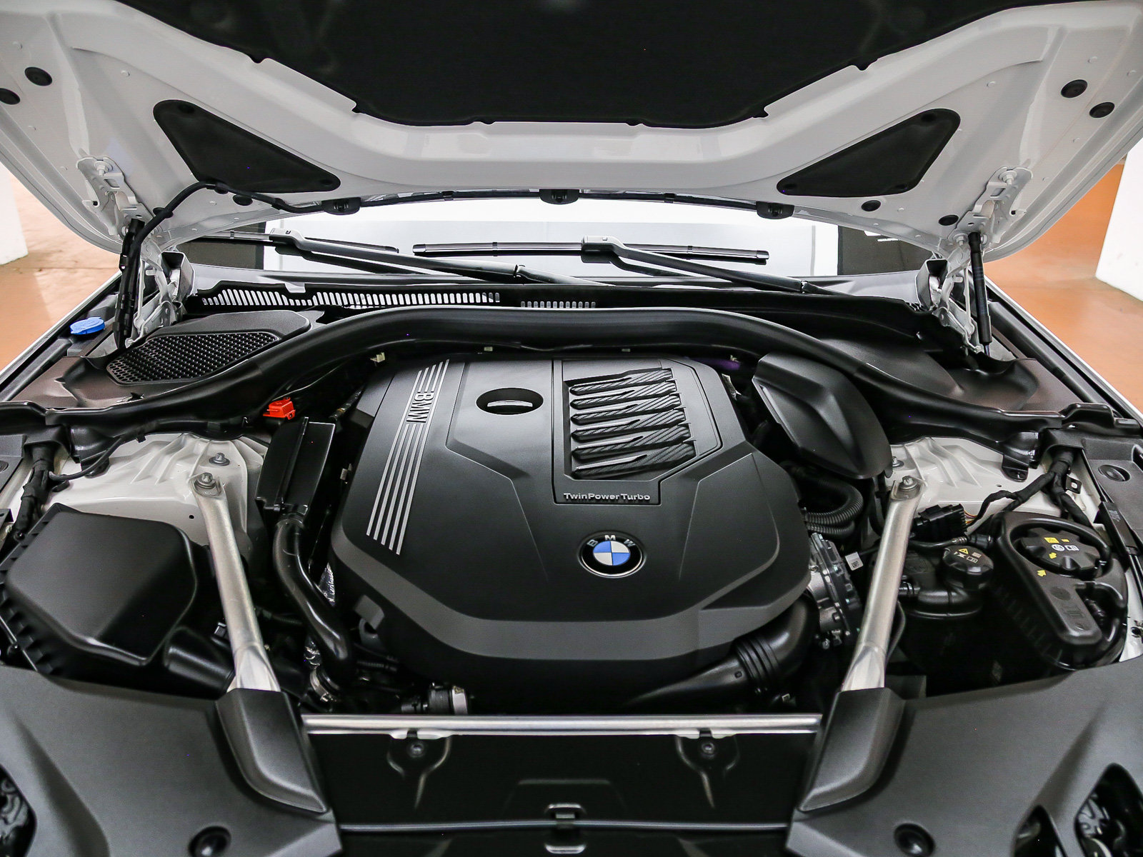 Certified 2023 BMW 540i w/ M Sport Package RWD image 27