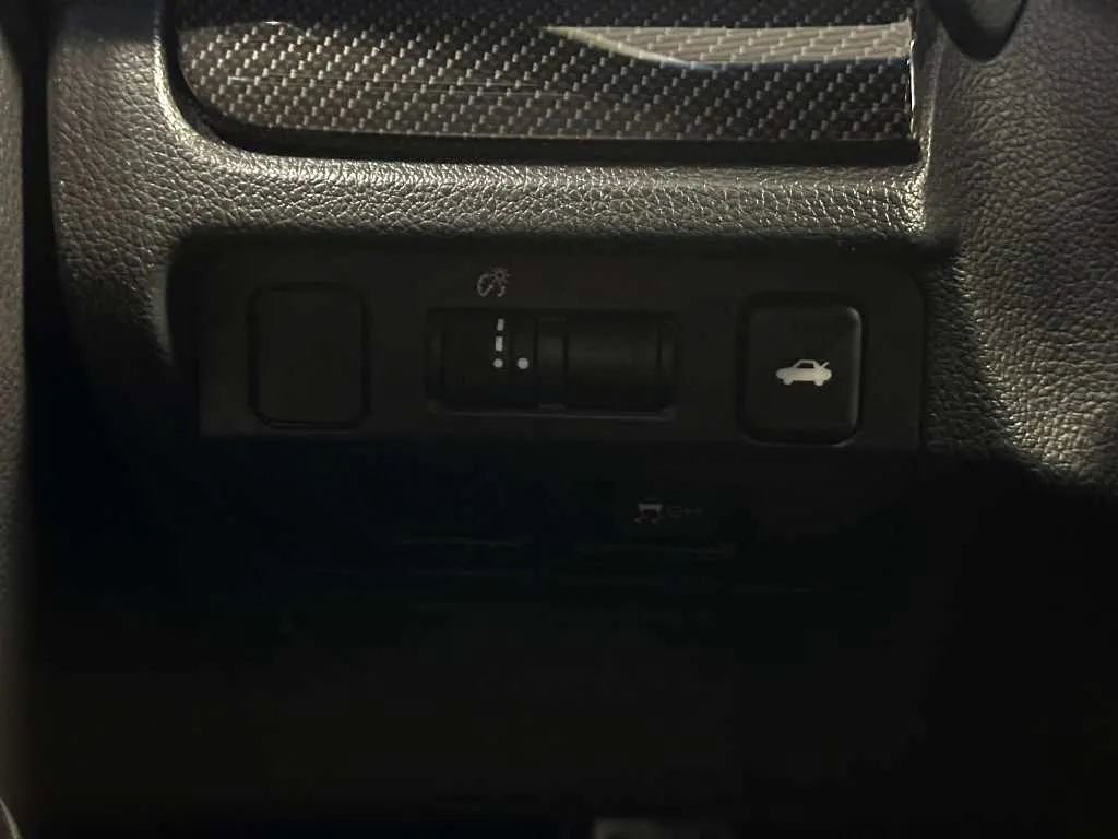 Used 2016 Subaru WRX STI AWD/4WD image 27