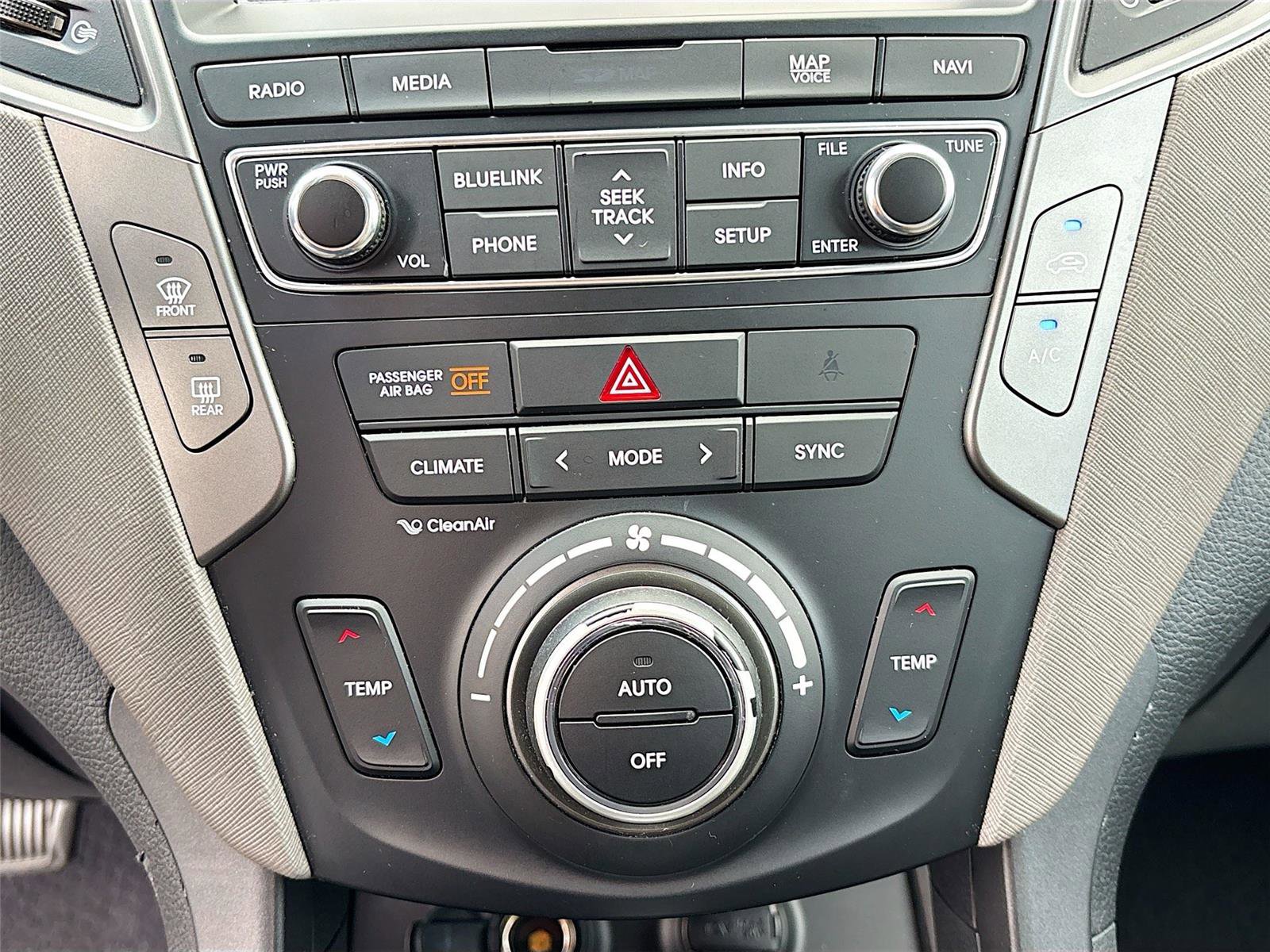 Used 2018 Hyundai Santa Fe Sport FWD image 16