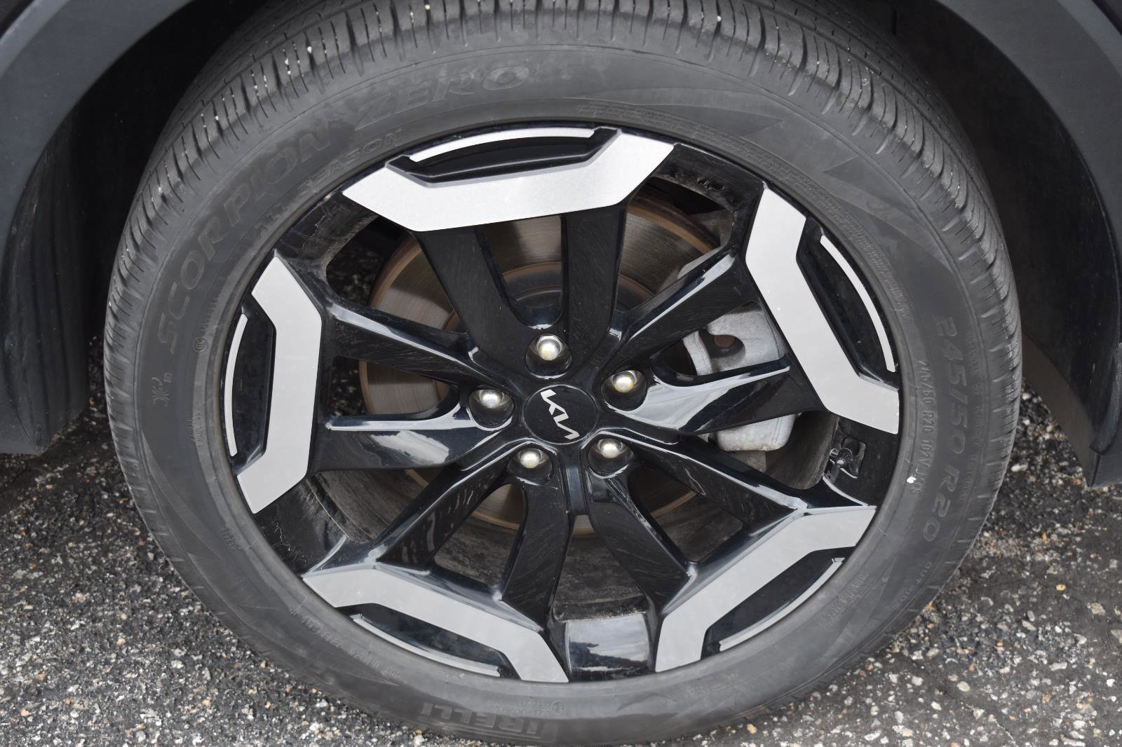 Used 2025 Kia Telluride S AWD/4WD image 13