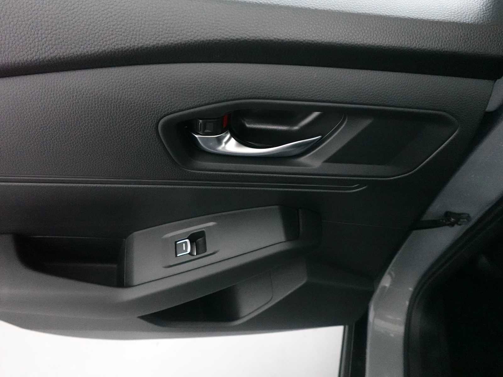 Used 2025 Honda Accord Sport image 25