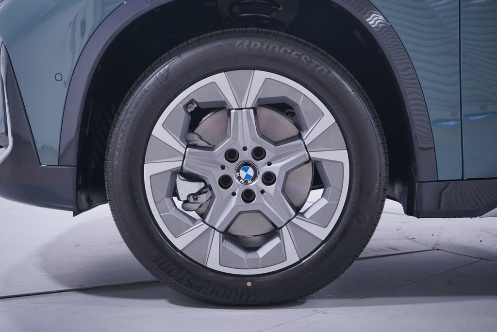 New 2026 BMW X1 xDrive28i w/ Convenience Package image 2