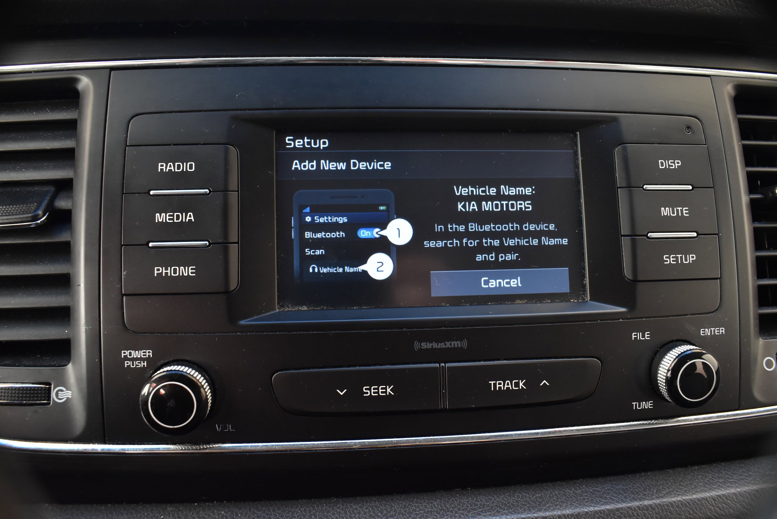 Used 2018 Kia Sedona L image 38