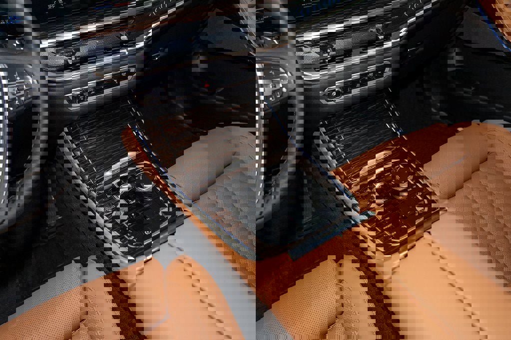 New 2026 BMW X5 xDrive50e w/ Premium Package image 22