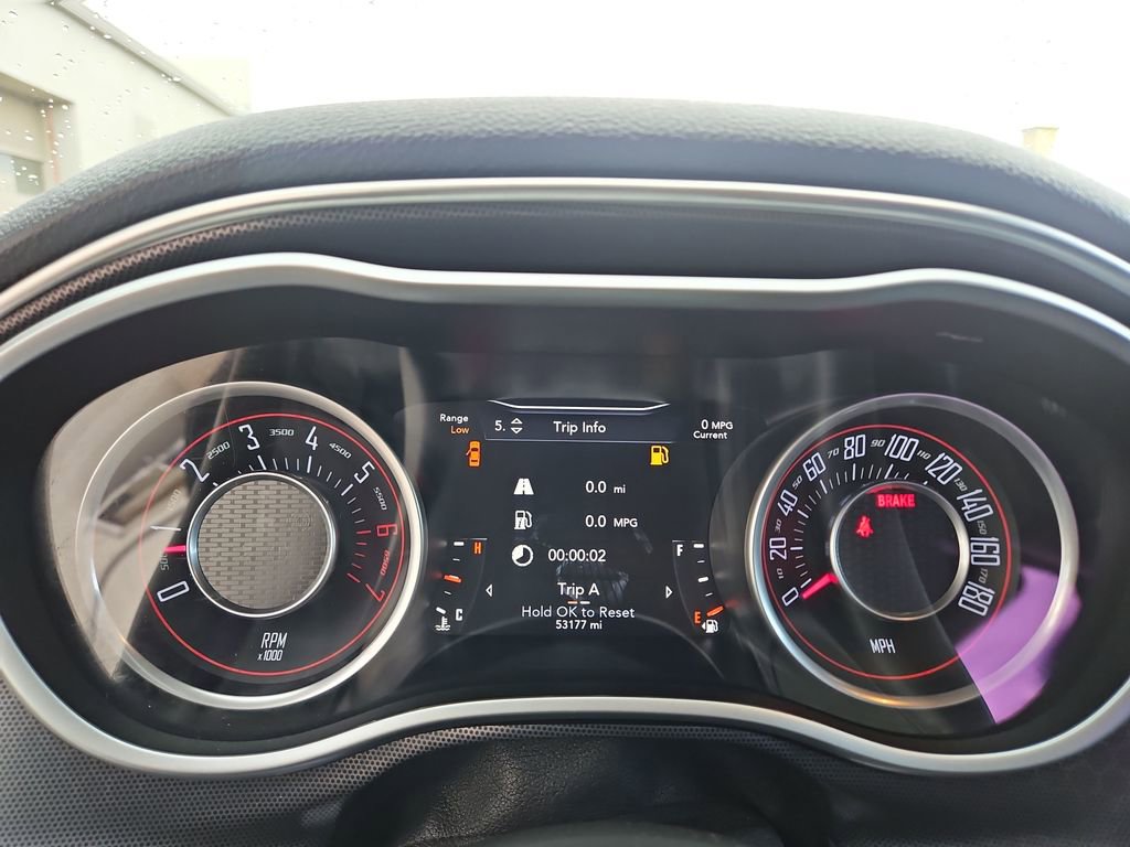Used 2015 Dodge Challenger R/T Scat Pack w/ Leather Interior Group RWD image 15