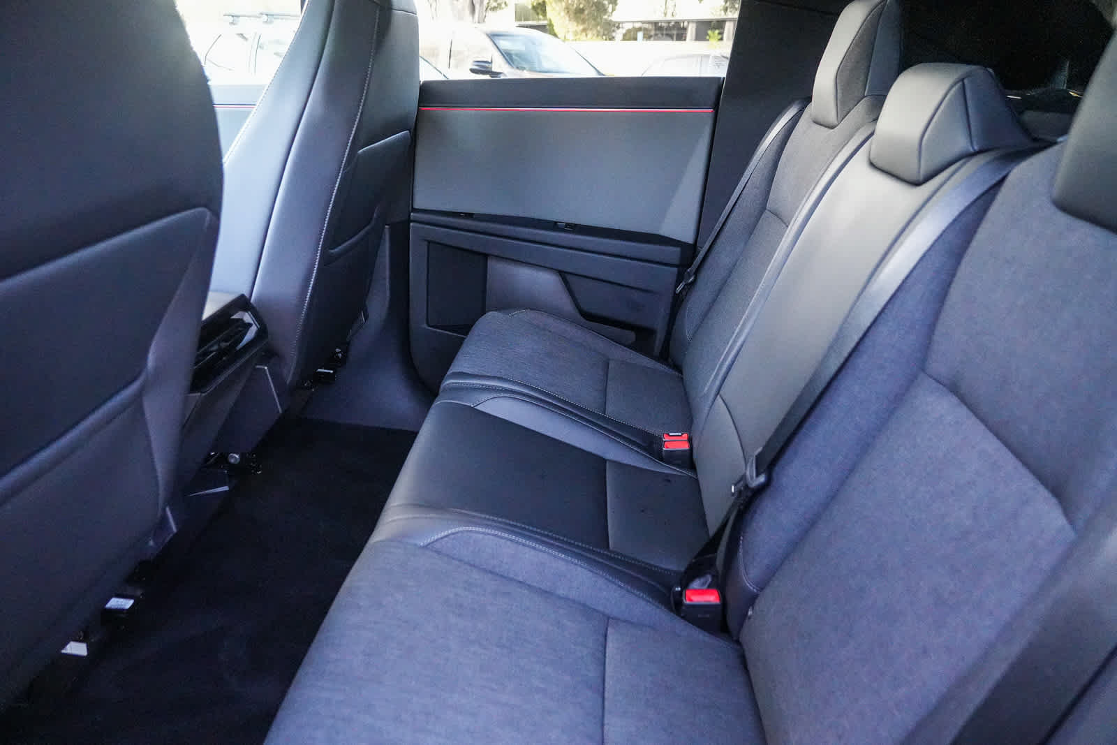 Used 2026 Tesla Cybertruck AWD Crew Cab image 17