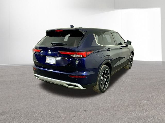 Used 2022 Mitsubishi Outlander SE image 33