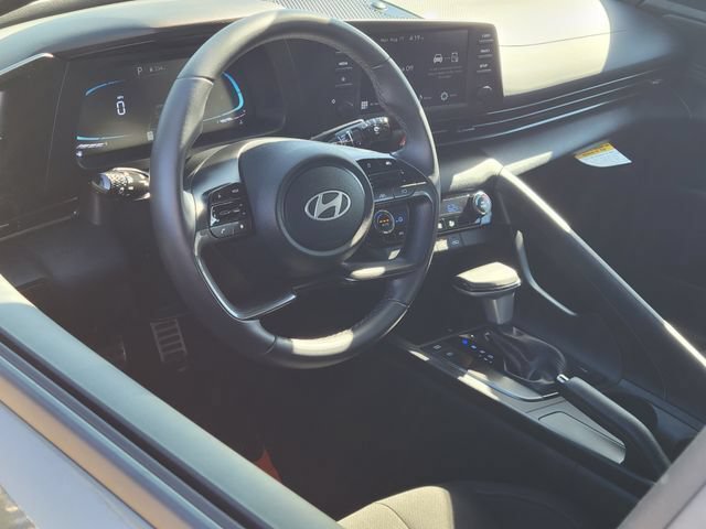 Certified 2026 Hyundai Elantra Sport FWD image 5