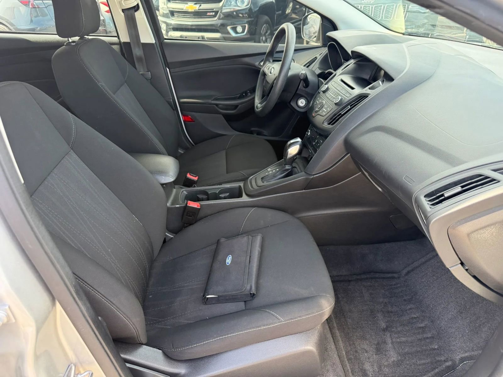Used 2016 Ford Focus SE FWD image 13