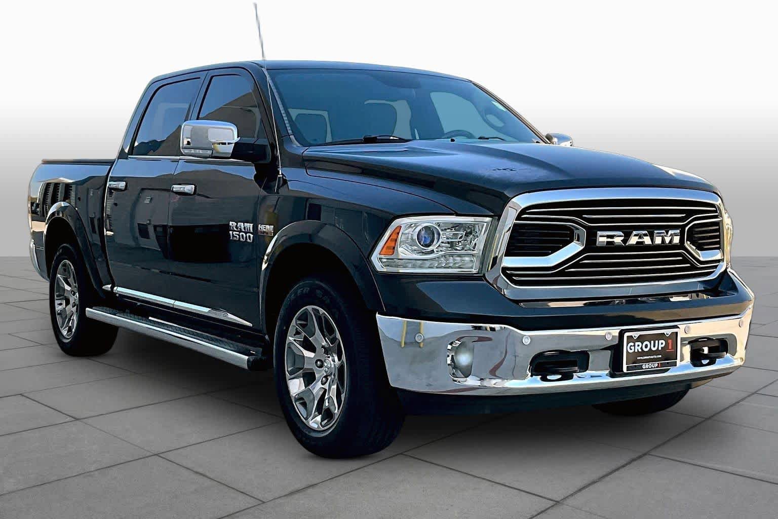 Used 2017 RAM 1500 Limited AWD/4WD image 3