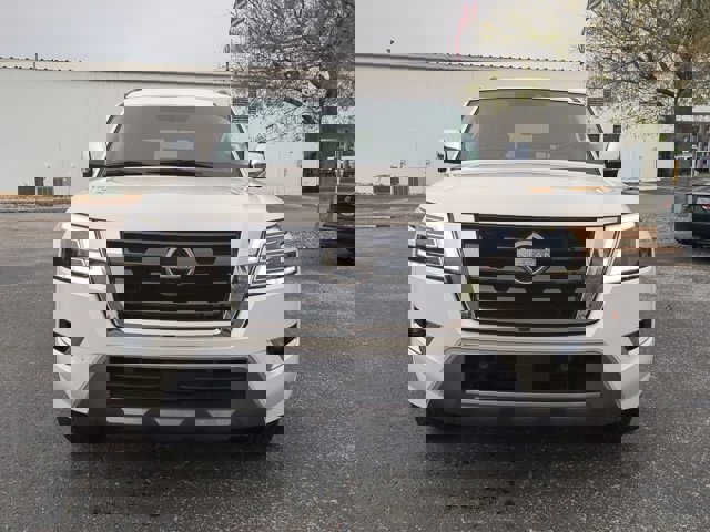 Certified 2023 Nissan Armada Platinum w/ Captain's Chairs Package image 9
