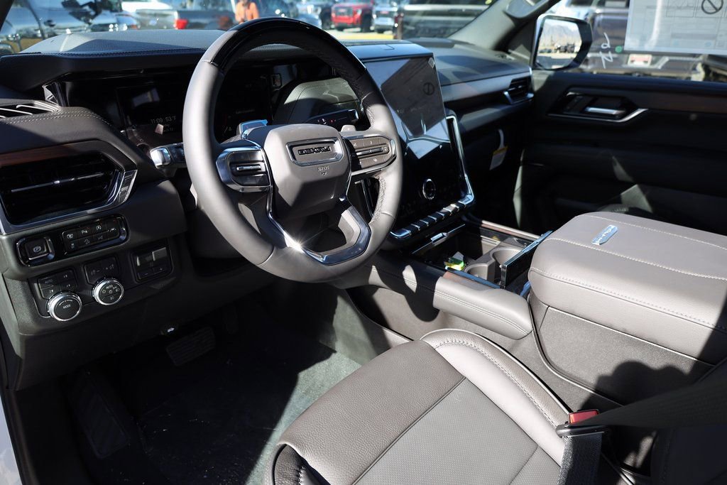 New 2026 GMC Yukon XL Denali w/ Advanced Technology Package image 12