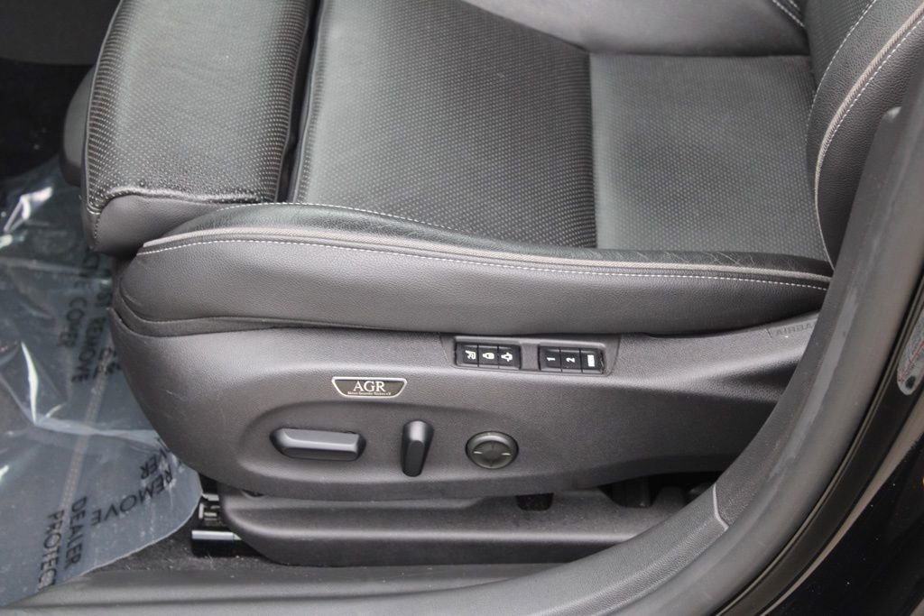 Used 2018 Buick Regal GS w/ Driver Confidence Package #2 image 16