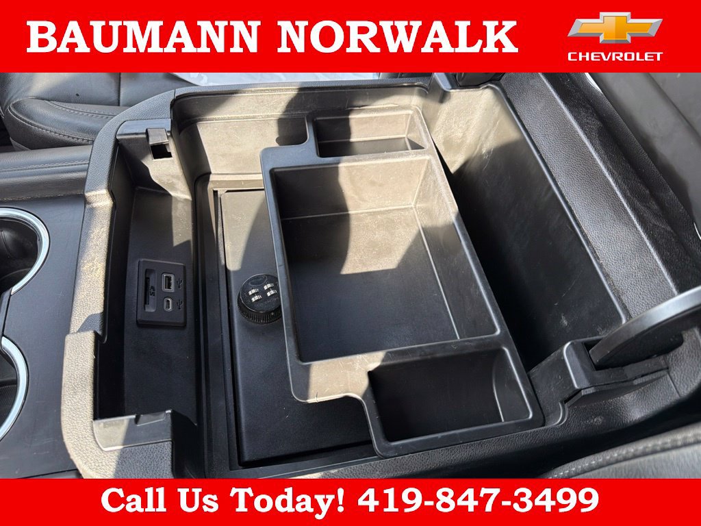 Used 2021 Chevrolet Tahoe LT w/ LT Signature Package AWD/4WD image 36