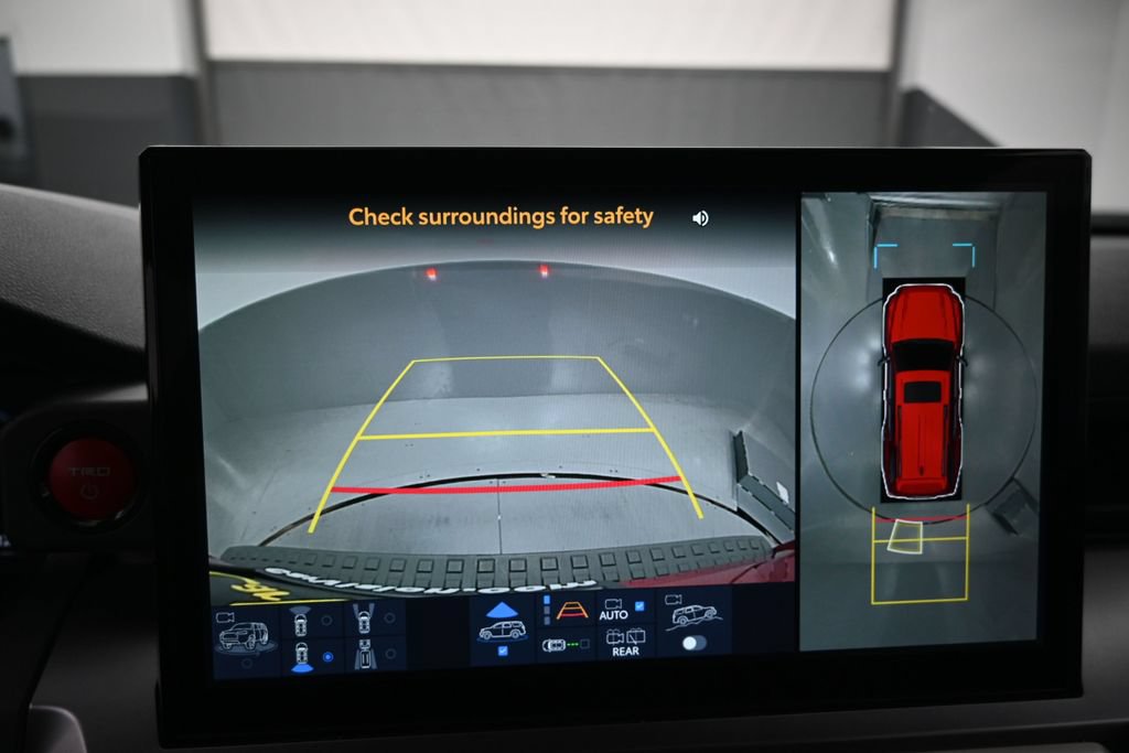 Used 2025 Toyota 4Runner TRD Off-Road Premium w/ Tow Technology Package AWD/4WD image 10