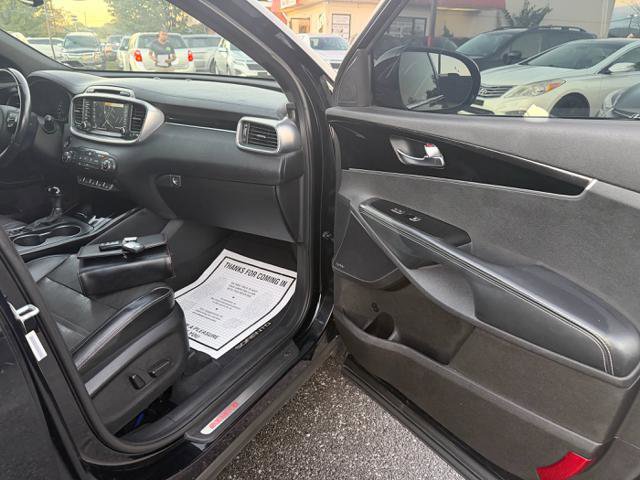 Used 2016 Kia Sorento SX w/ SXL Technology Package image 17