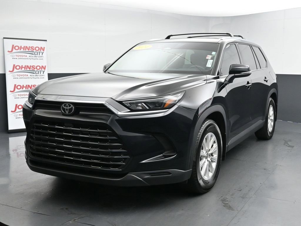 Used 2024 Toyota Grand Highlander XLE image 4
