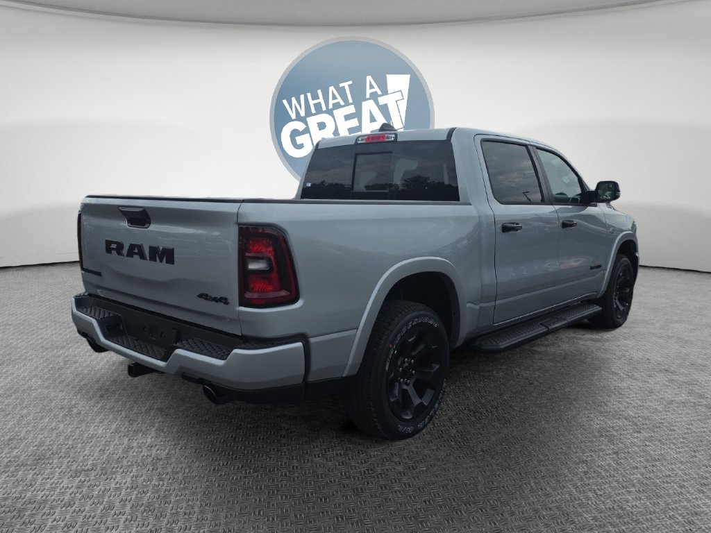 New 2026 RAM 1500 Big Horn w/ Night Edition AWD/4WD image 3