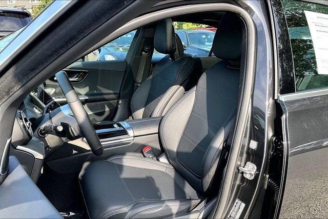 Used 2026 Mercedes-Benz C 300 4MATIC Sedan image 6