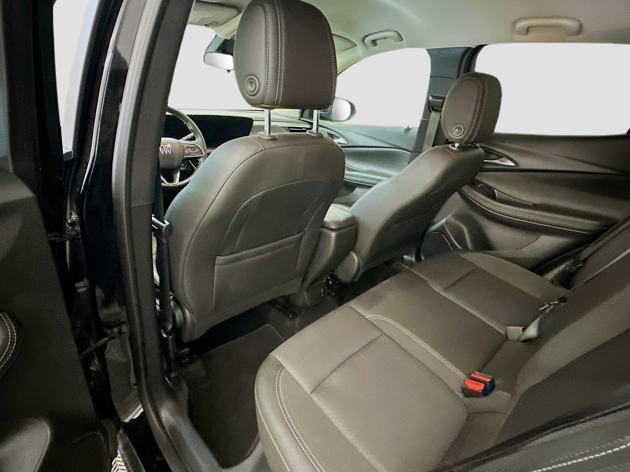 Used 2025 Buick Encore GX Preferred image 27