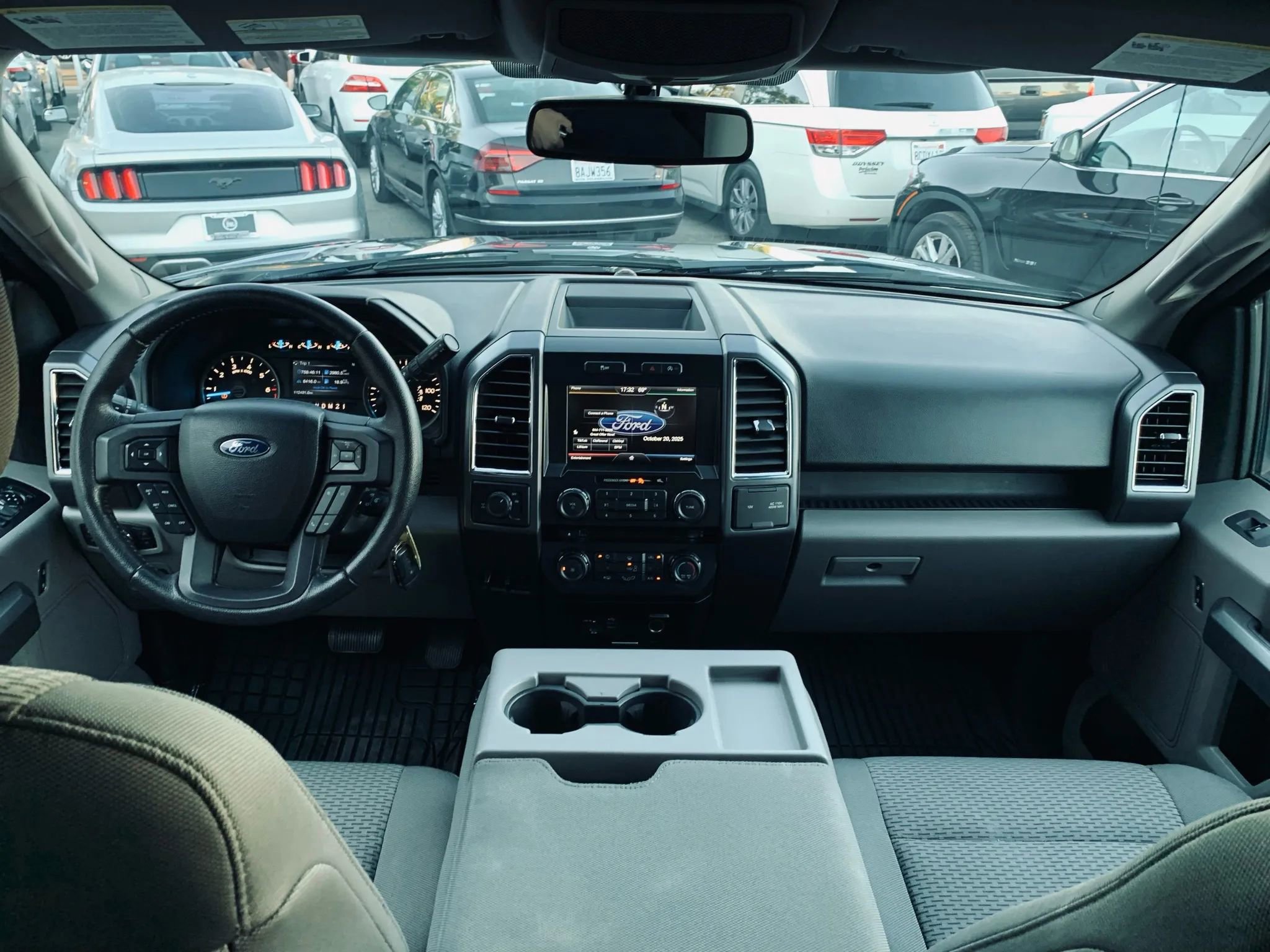 Used 2015 Ford F150 XLT w/ Equipment Group 302A Luxury image 10