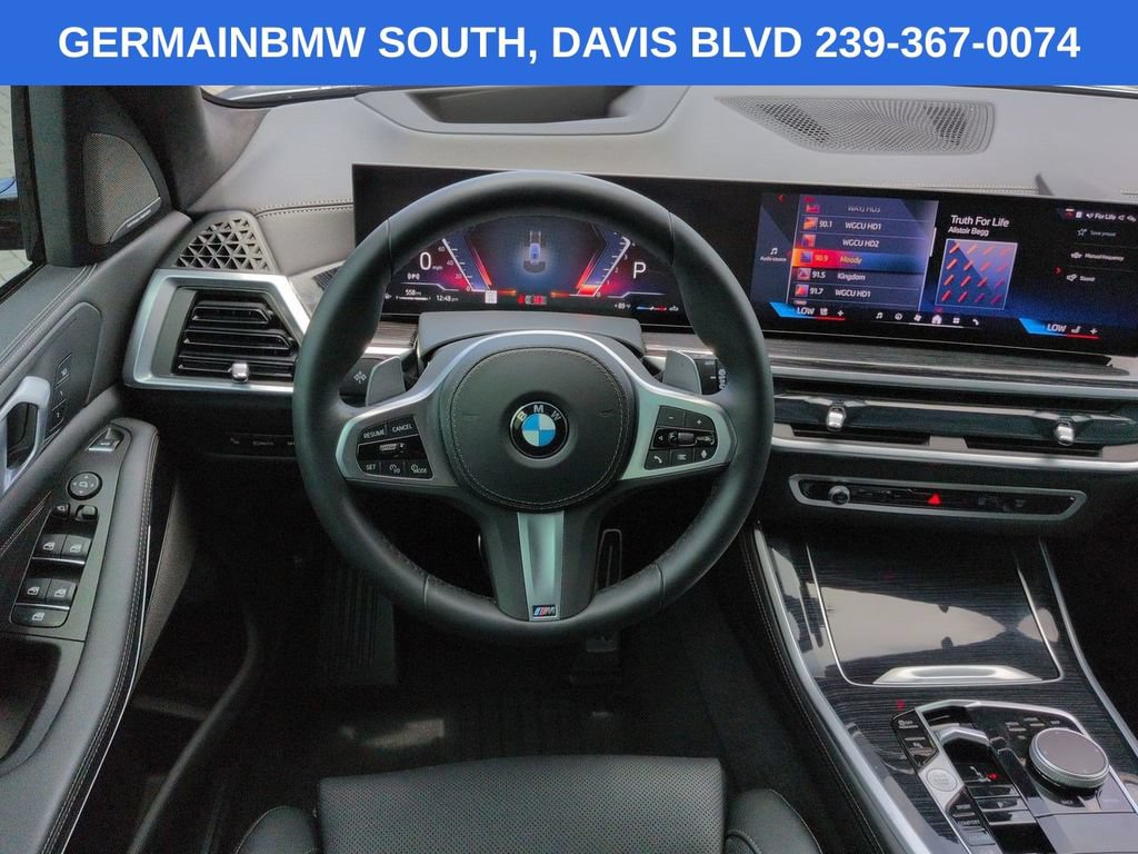 Used 2025 BMW X5 xDrive40i w/ M Sport Package AWD/4WD image 18