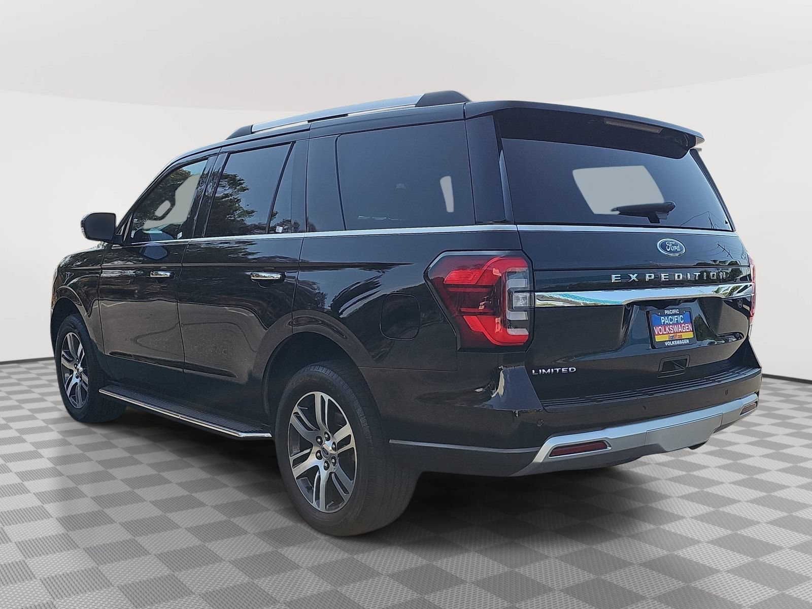 Used 2022 Ford Expedition Limited AWD/4WD image 7