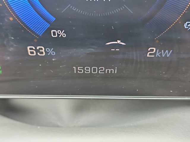 Used 2024 Chevrolet Equinox EV RS FWD image 16