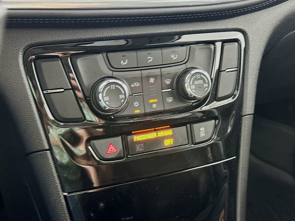 Used 2018 Buick Encore Preferred FWD image 18