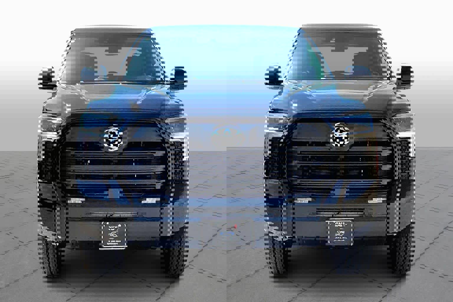 Used 2023 Toyota Tundra SR5 w/ SR5 Convenience Package image 4