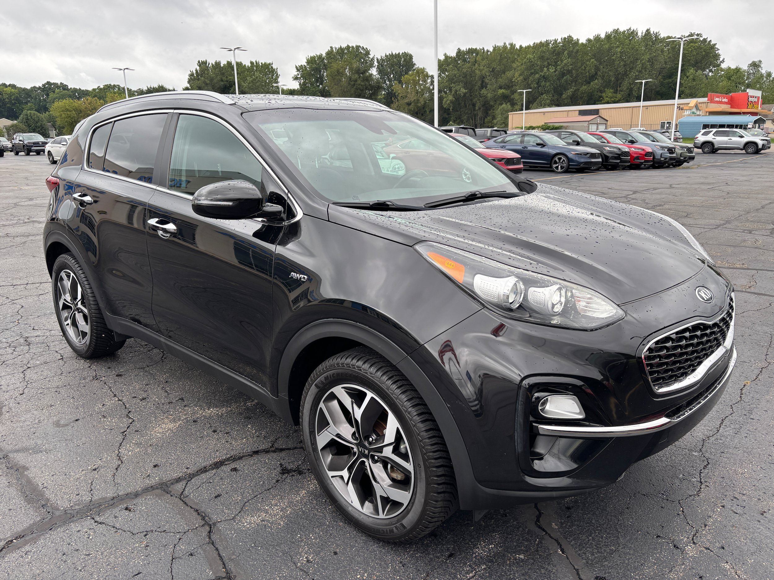 Used 2020 Kia Sportage EX AWD/4WD image 2