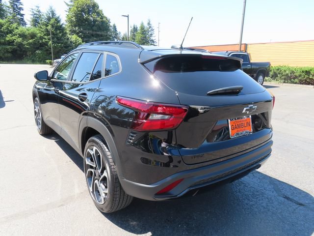 Used 2026 Chevrolet Trax RS w/ Sunroof Package FWD image 5